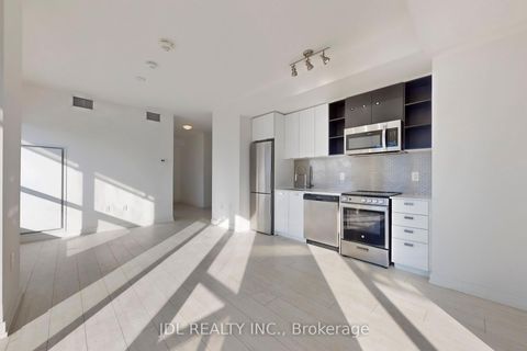 Photo 8 at 1001 - 10 De Boers Drive, York University Heights, Toronto