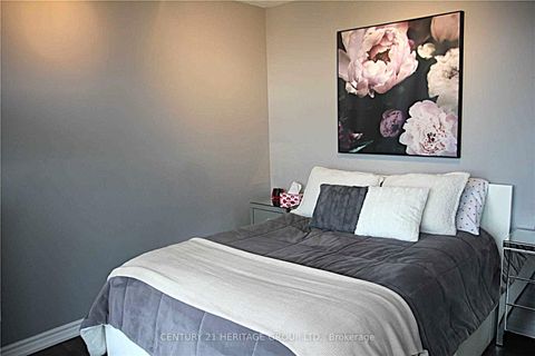 Photo 6 at 3702 - 2230 Lake Shore Boulevard W, Mimico, Toronto