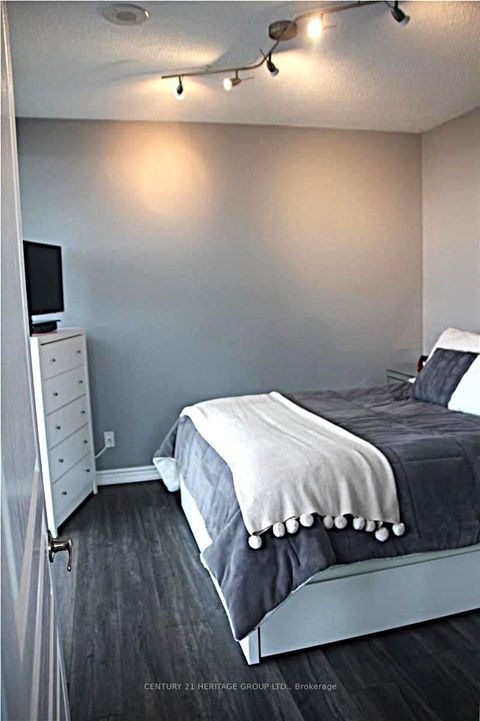 Photo 13 at 3702 - 2230 Lake Shore Boulevard W, Mimico, Toronto