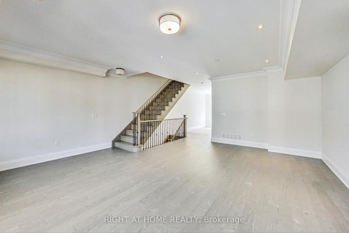 Photo 19 at TH7 - 390 Highway 7, Doncrest, Richmond Hill