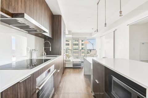 Photo 13 at 2712 - 1 Bloor Street E, Yonge Corridor, Toronto