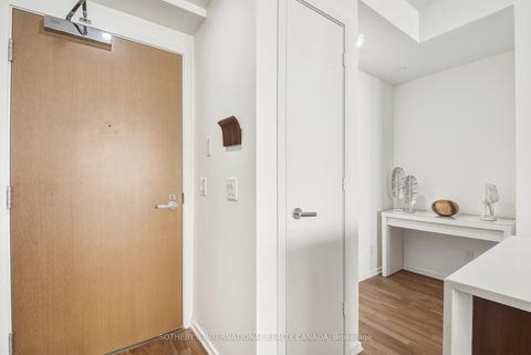 Photo 17 at 2712 - 1 Bloor Street E, Yonge Corridor, Toronto