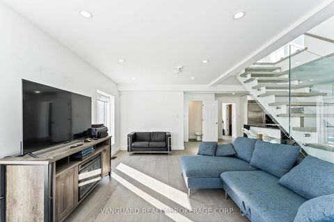 Photo 23 at 410 Maybank Avenue, Junction Area, Toronto