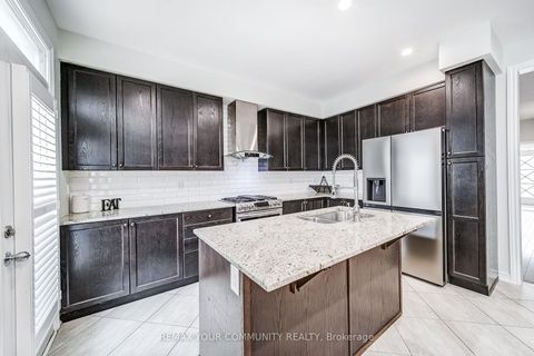 Photo 11 at 57 Lampkin Street, Sutton & Jackson's Point, Georgina