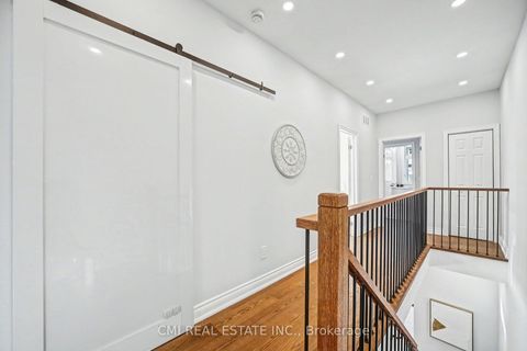 Photo 22 at 75 Kenilworth Avenue, The Beaches, Toronto