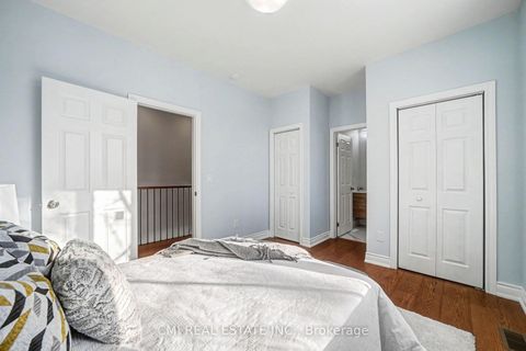 Photo 30 at 75 Kenilworth Avenue, The Beaches, Toronto