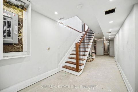 Photo 37 at 75 Kenilworth Avenue, The Beaches, Toronto