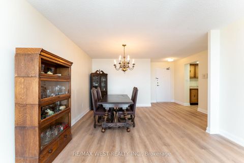 Photo 8 at 2307 - 3151 Bridletowne Circle, L'Amoreaux, Toronto
