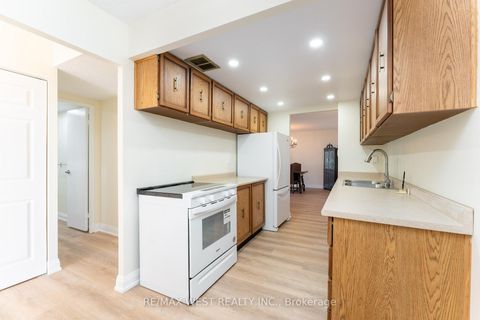 Photo 16 at 2307 - 3151 Bridletowne Circle, L'Amoreaux, Toronto