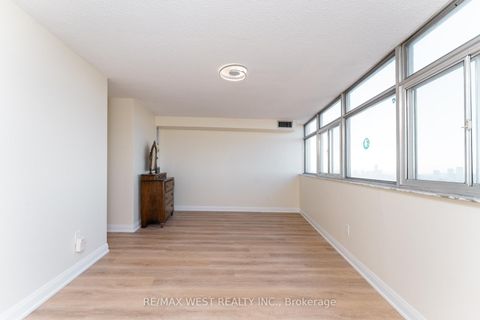 Photo 27 at 2307 - 3151 Bridletowne Circle, L'Amoreaux, Toronto