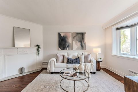 Photo 5 at 110 De Quincy Boulevard, Clanton Park, Toronto