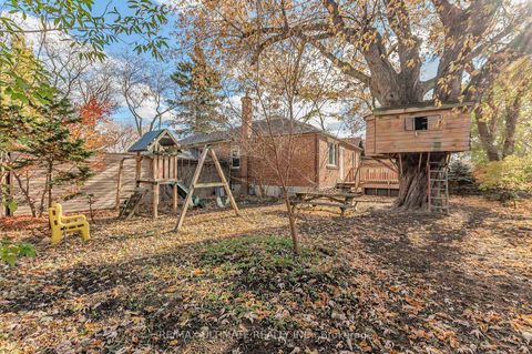 Photo 37 at 110 De Quincy Boulevard, Clanton Park, Toronto