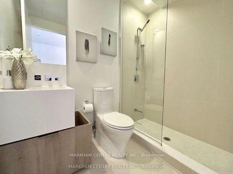 Photo 17 at 1908 - 1 Bloor Street E, Yonge Corridor, Toronto