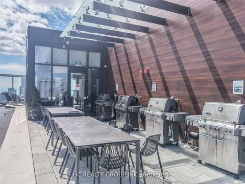 Photo 18 at 4812 - 1 Yorkville Avenue, Annex, Toronto