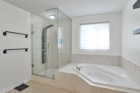 Photo 14 at 134 Sandringham Drive, Shore, Barrie