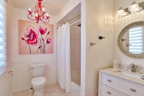 Photo 16 at 134 Sandringham Drive, Shore, Barrie