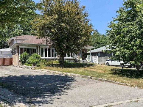 Photo 1 at 94 Billington Crescent, Donalda, Toronto