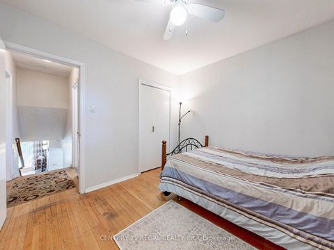 Photo 19 at 94 Billington Crescent, Donalda, Toronto