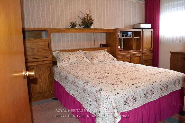 Photo 19 at 62 Brant Court, Samac, Oshawa