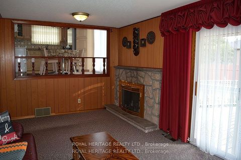 Photo 11 at 62 Brant Court, Samac, Oshawa