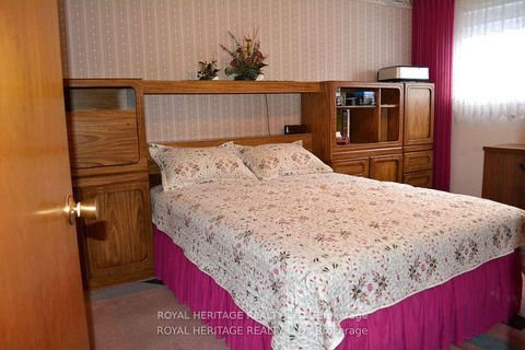 Photo 19 at 62 Brant Court, Samac, Oshawa