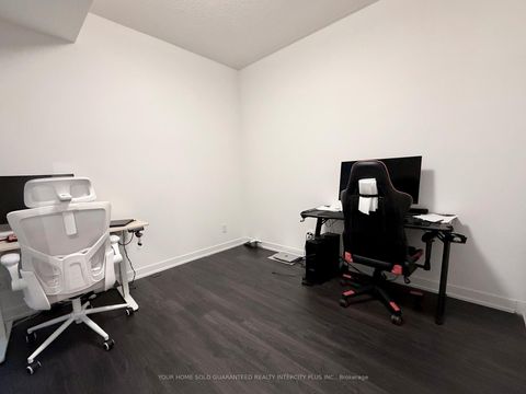 Photo 14 at B917 - 292 Verdale Crossing, Unionville, Markham