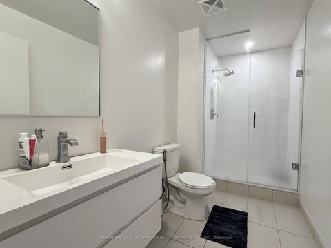 Photo 17 at B917 - 292 Verdale Crossing, Unionville, Markham