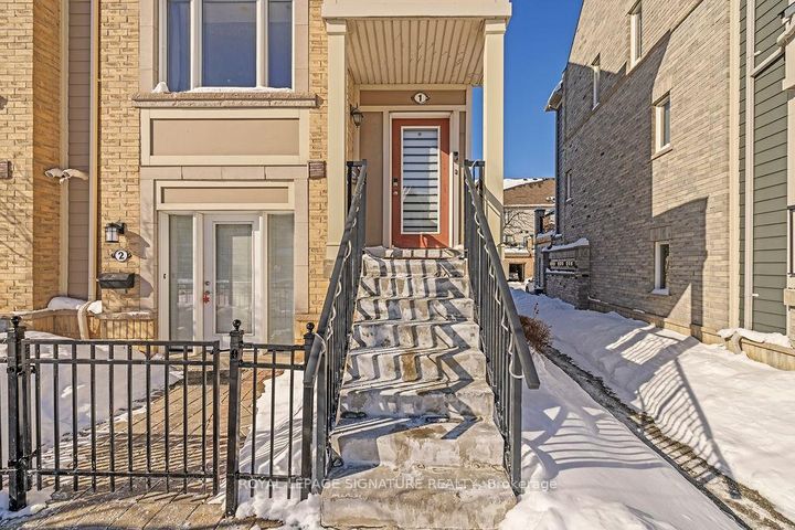 Photo 2 at 1 - 3025 Destination Drive, Churchill Meadows, Mississauga