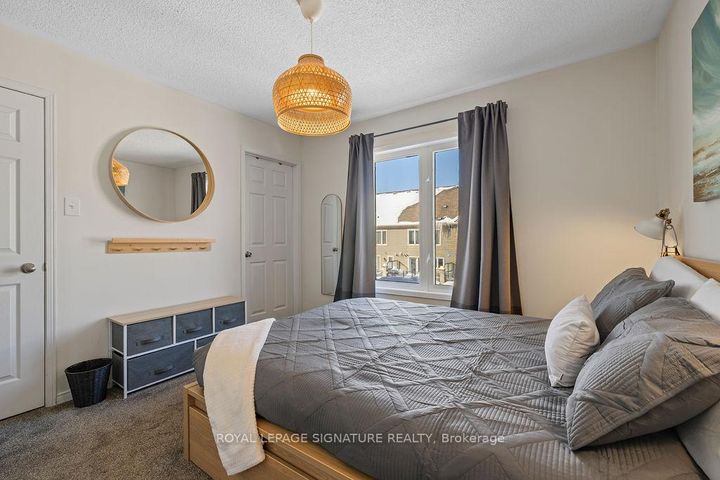 Photo 17 at 1 - 3025 Destination Drive, Churchill Meadows, Mississauga