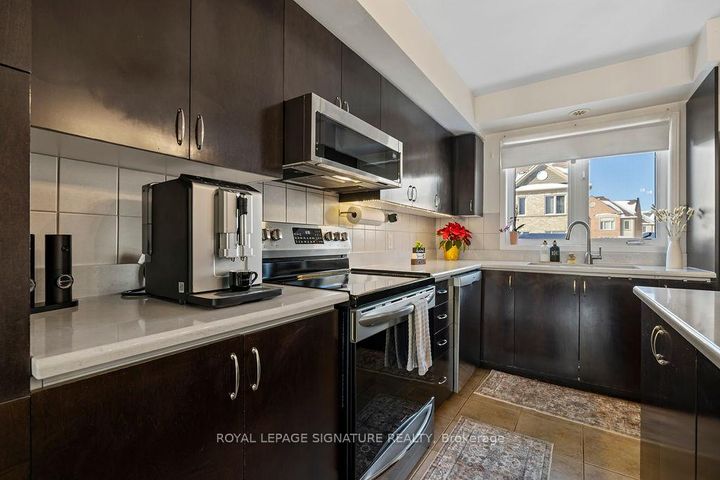 Photo 26 at 1 - 3025 Destination Drive, Churchill Meadows, Mississauga