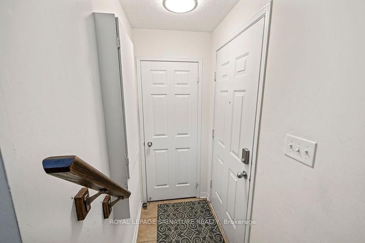 Photo 30 at 1 - 3025 Destination Drive, Churchill Meadows, Mississauga