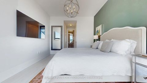 Photo 12 at 1305 - 39 Queens Quay E, Waterfront Communities C8, Toronto