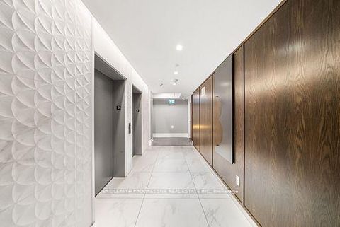 Photo 4 at 303 - 3 Southvale Drive, Leaside, Toronto