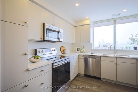 Photo 17 at 1203 - 2 Clairtrell Road, Willowdale East, Toronto
