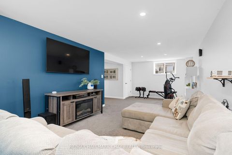 Photo 21 at 204 Forest Crescent, Stayner, Clearview