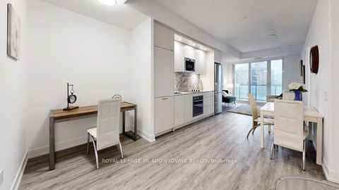 Photo 21 at 1439 - 20 Inn On The Park Drive, Don Mills, Toronto