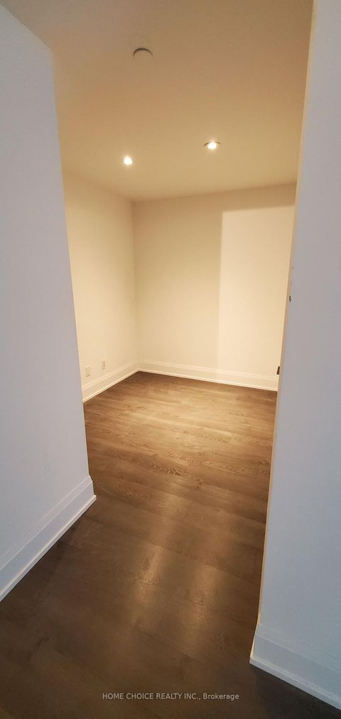 Photo 11 at 1403 - 101 Erskine Avenue, Mount Pleasant West, Toronto