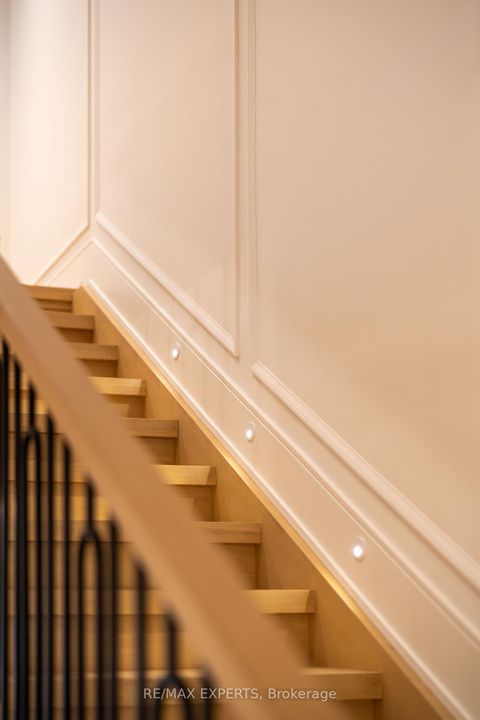 Photo 5 at 15 Holland Park Avenue, Oakwood Village, Toronto