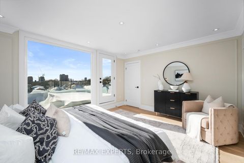 Photo 22 at 15 Holland Park Avenue, Oakwood Village, Toronto