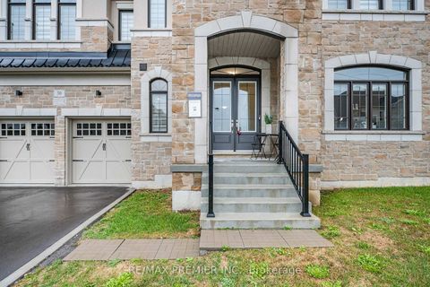 Photo 2 at 30 Enclave Court, Kleinburg, Vaughan