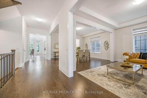Photo 9 at 30 Enclave Court, Kleinburg, Vaughan