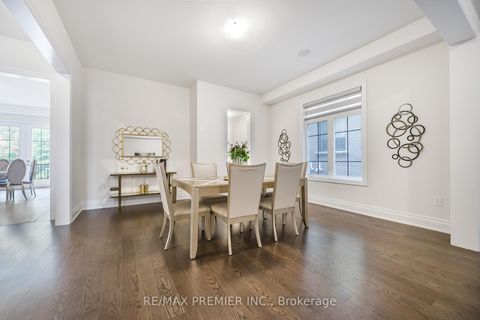 Photo 12 at 30 Enclave Court, Kleinburg, Vaughan