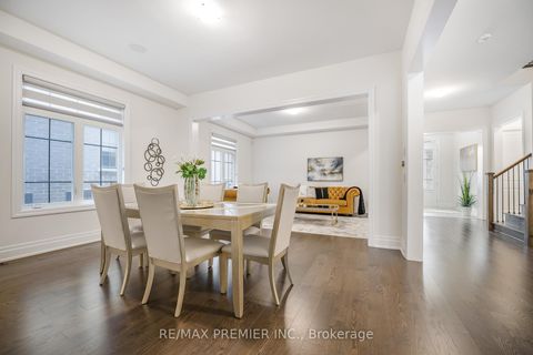 Photo 13 at 30 Enclave Court, Kleinburg, Vaughan