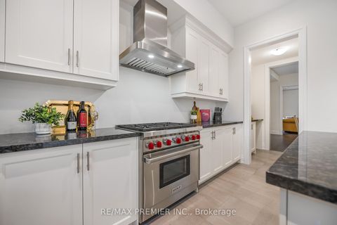 Photo 16 at 30 Enclave Court, Kleinburg, Vaughan