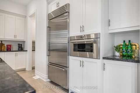 Photo 18 at 30 Enclave Court, Kleinburg, Vaughan