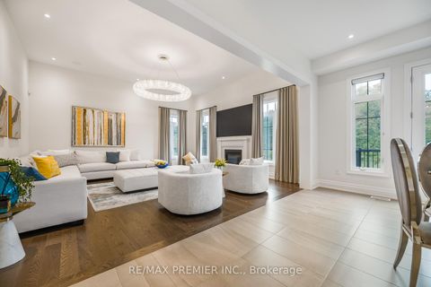 Photo 22 at 30 Enclave Court, Kleinburg, Vaughan