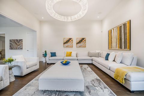 Photo 23 at 30 Enclave Court, Kleinburg, Vaughan