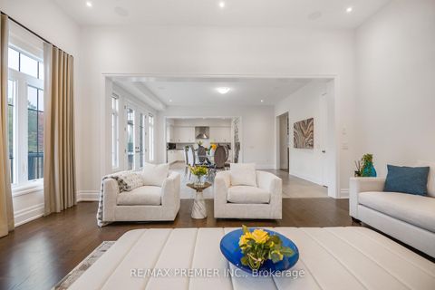 Photo 25 at 30 Enclave Court, Kleinburg, Vaughan