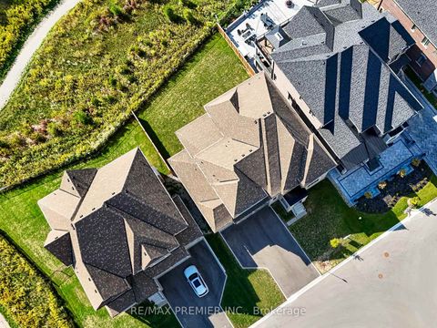 Photo 48 at 30 Enclave Court, Kleinburg, Vaughan