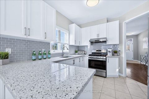 Photo 16 at 379 Old Colony Road, Oak Ridges Lake Wilcox, Richmond Hill